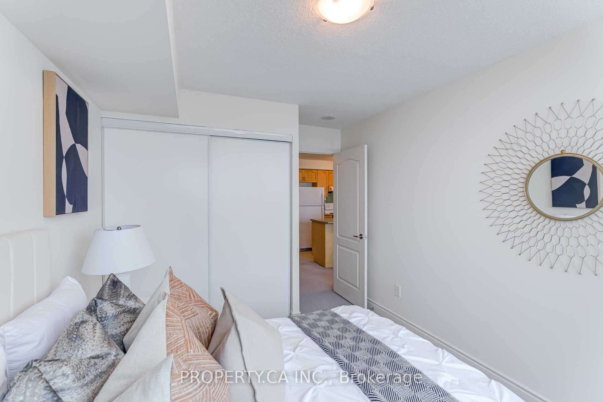 2 Bedrooms Condo at 50 Brian Harrison, Toronto For sale