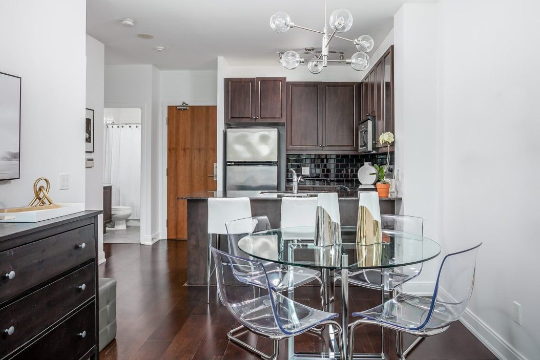 88 Broadway Avenue 316