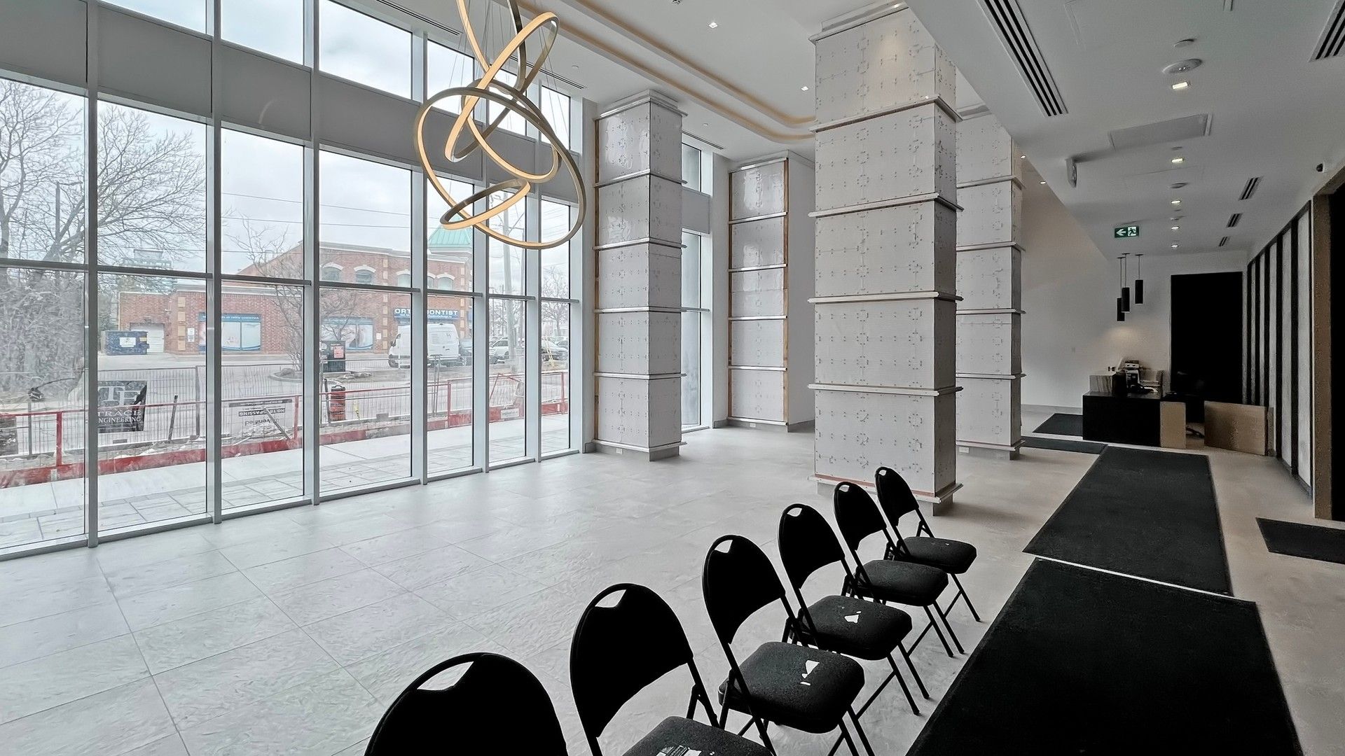 8888 Yonge Street 215