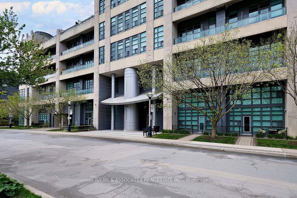 #408 - 380 Macpherson Avenue, Toronto, ON M4V 3E3