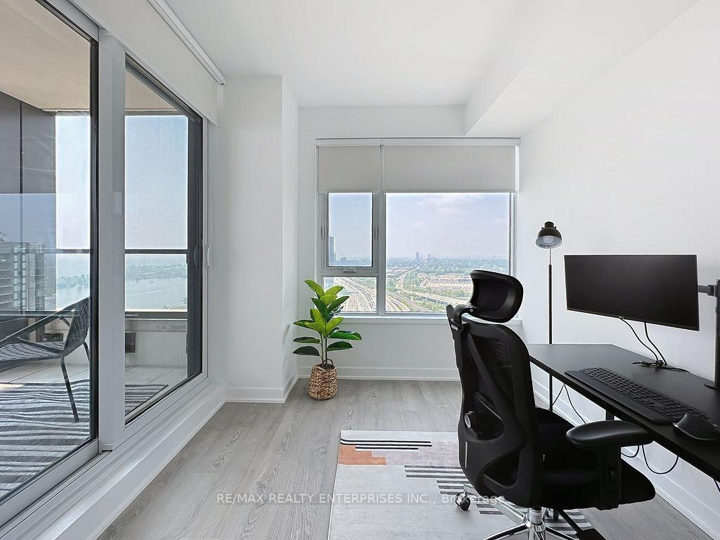 2 Bedrooms Condo at 1928 Lake Shore, Toronto For sale