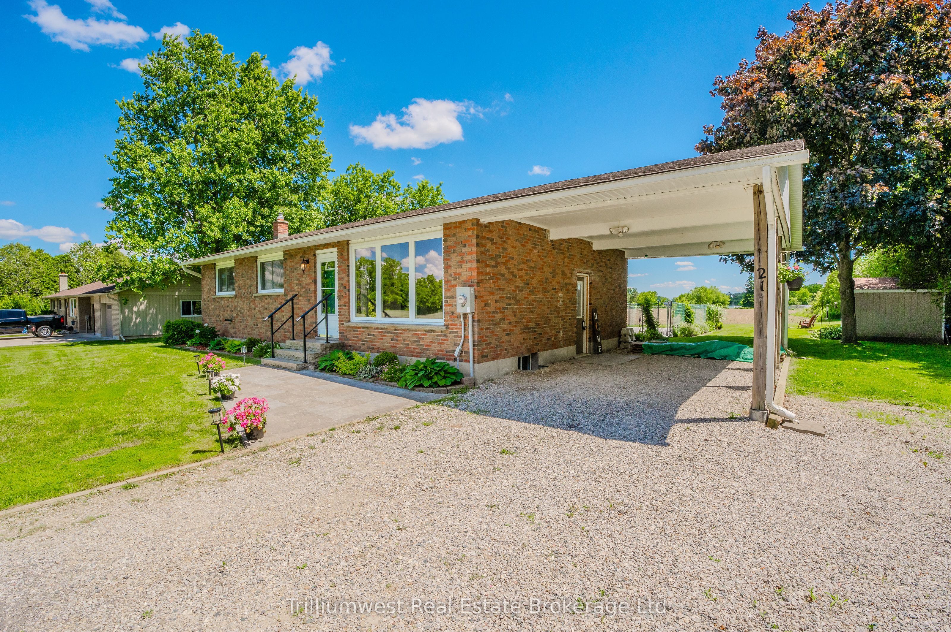 21 Emma Street, Blandford-Blenheim, ON N0J 1V0