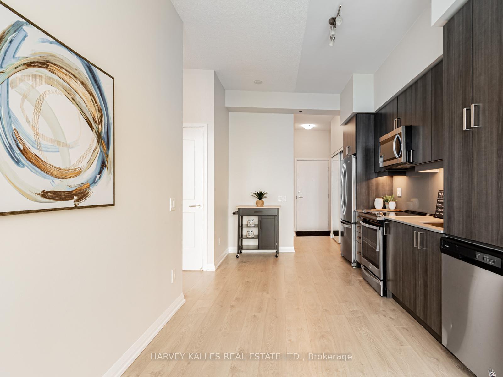 7895 Jane Street 1018