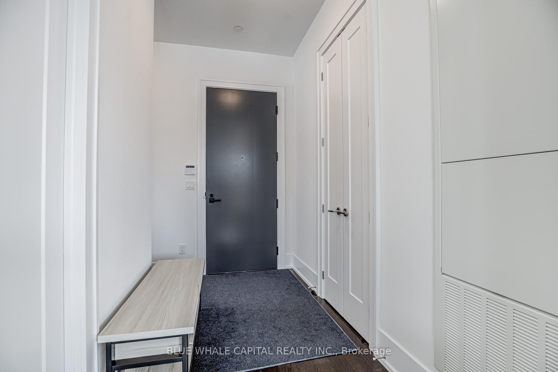 3 Bedrooms Condo at 25 Adra Grado,  Toronto For sale