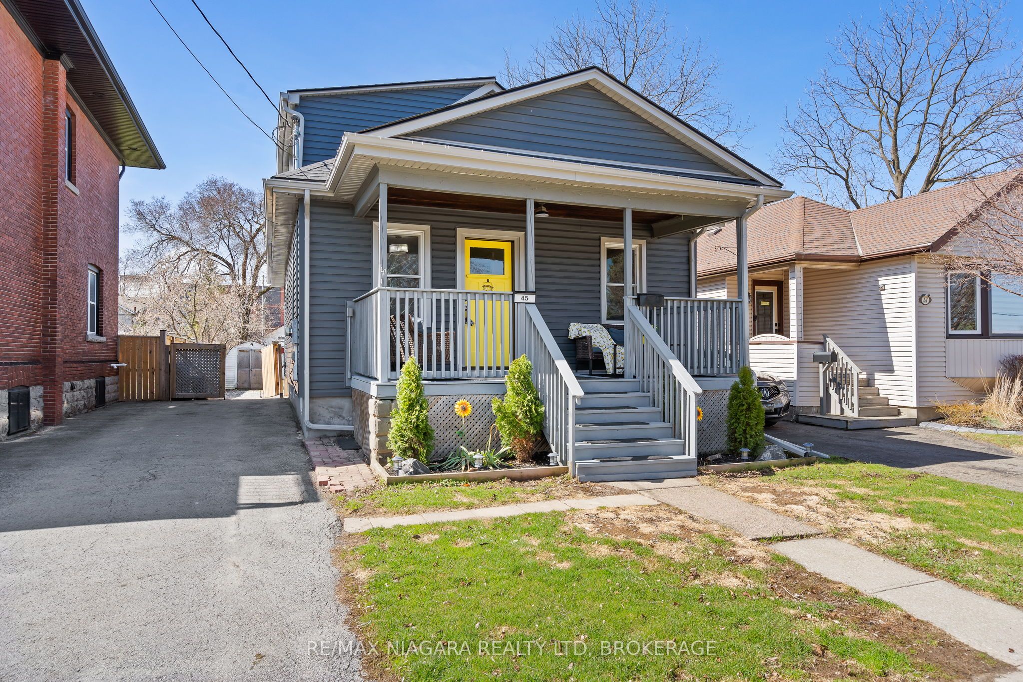 45 St. Peter Street, St. Catharines, ON L2T 1P1