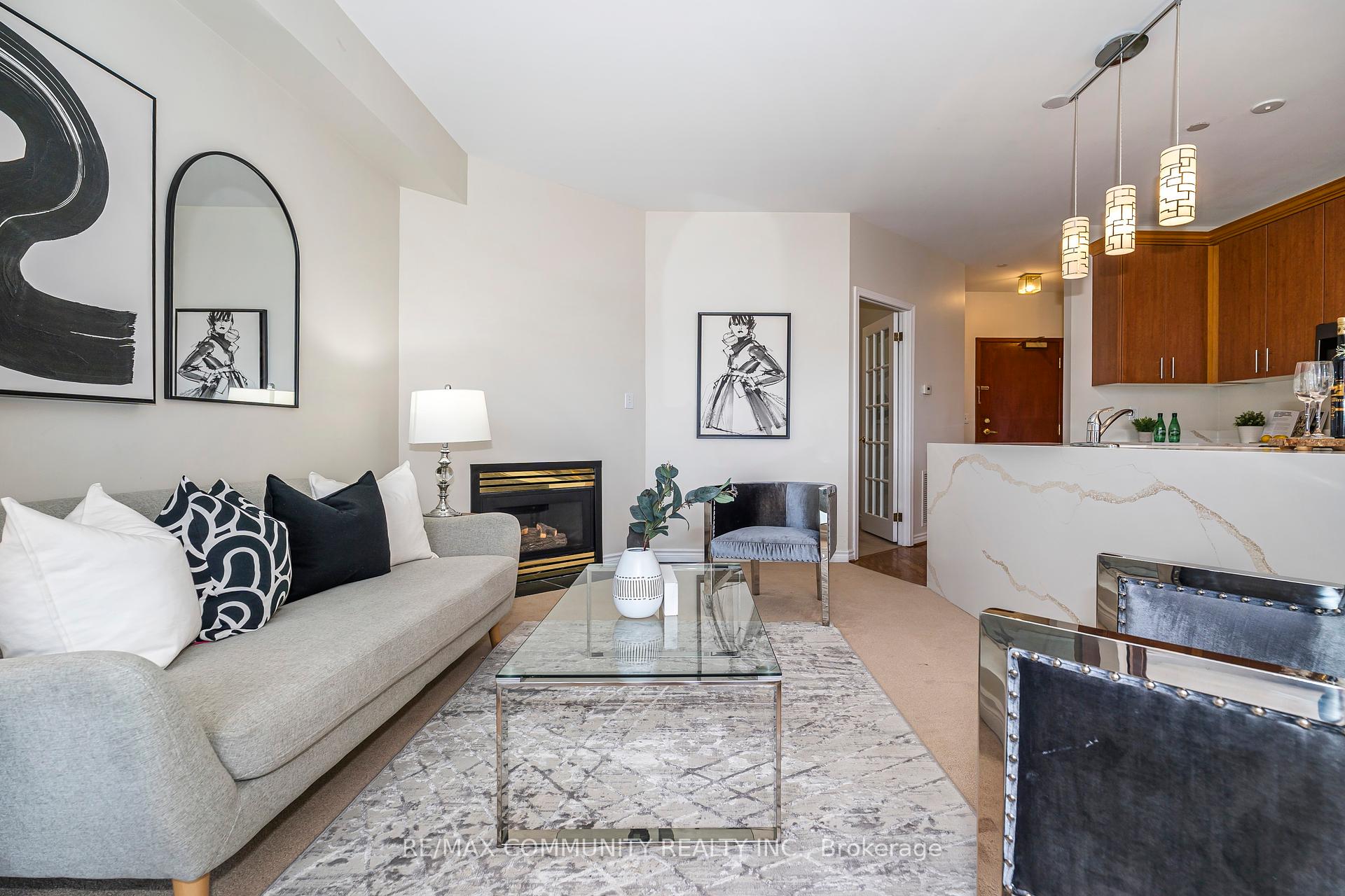 1 Bedroom Condo at 980 Yonge,  Toronto For sale