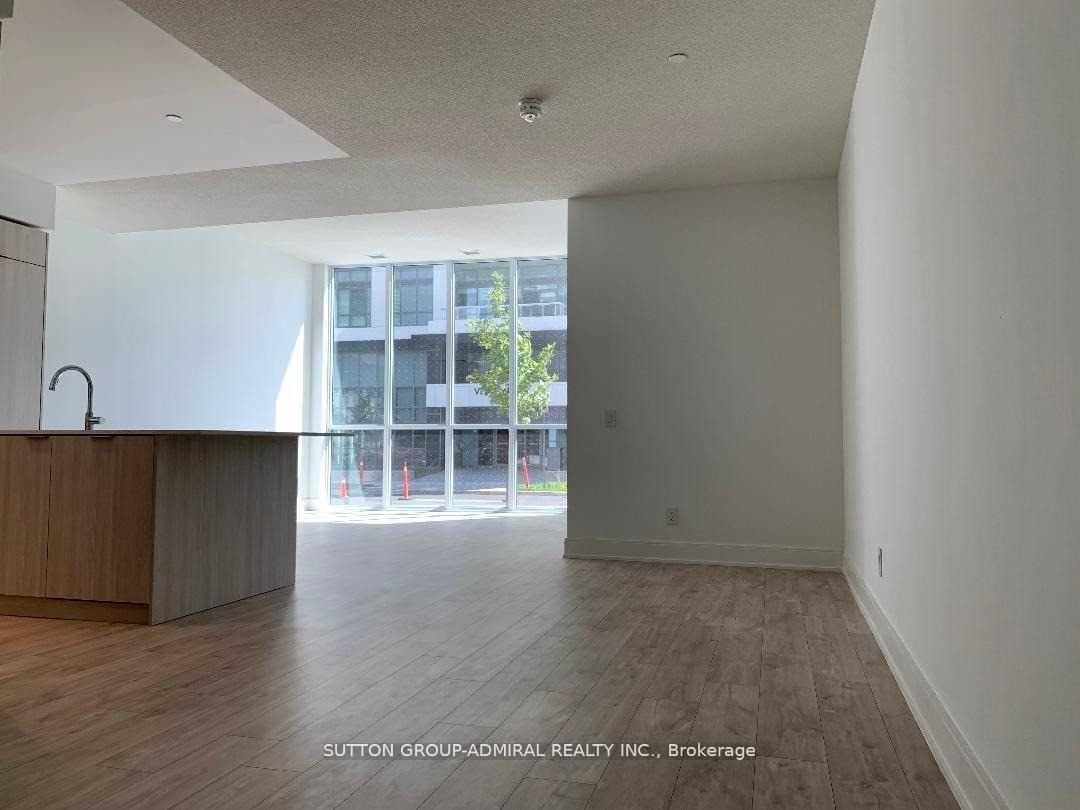 3 Bedrooms Condo at 70 Annie Craig, Toronto For sale