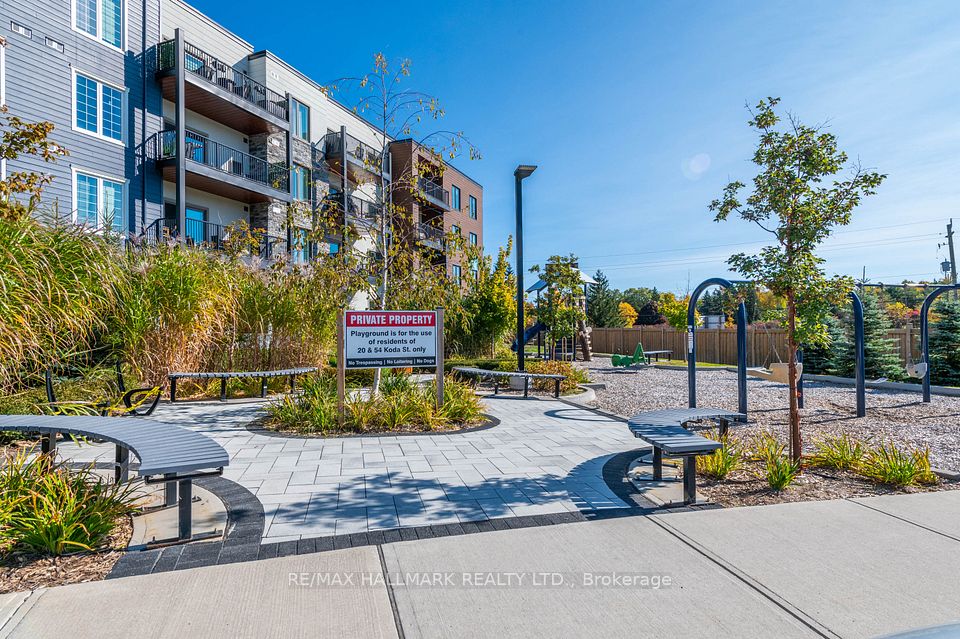 #201 - 54 Koda Street, Barrie, ON L9J 0J6
