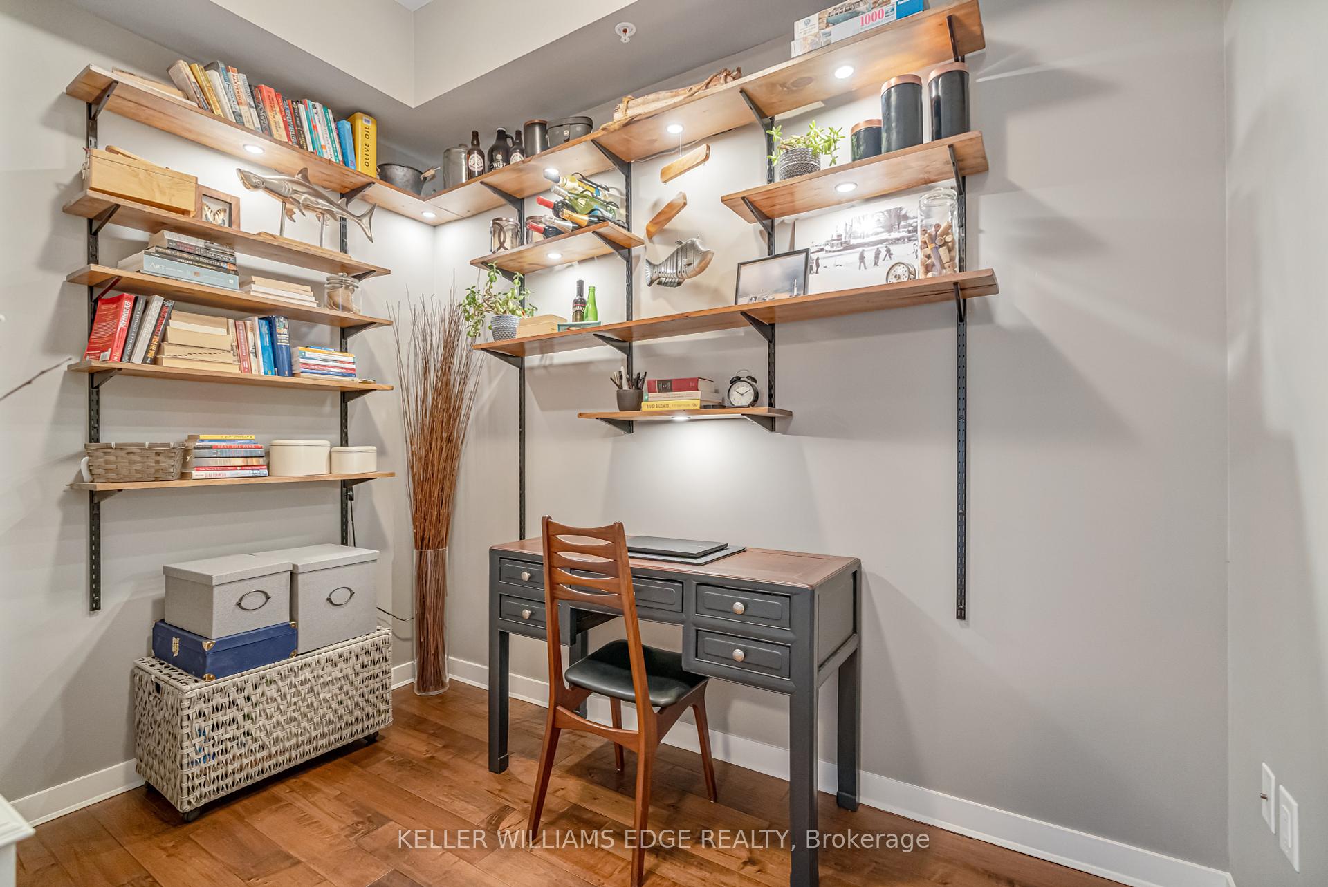 1 Bedroom Condo at 5010 Corporate, Burlington For sale