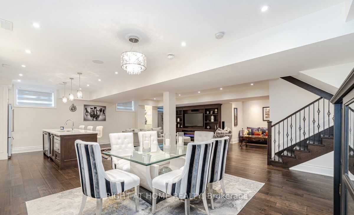 523 BROOKSIDE Drive
