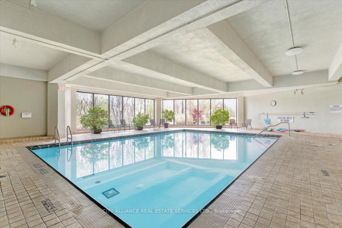 2 Bedrooms Condo at 284 Mill,  Toronto For sale