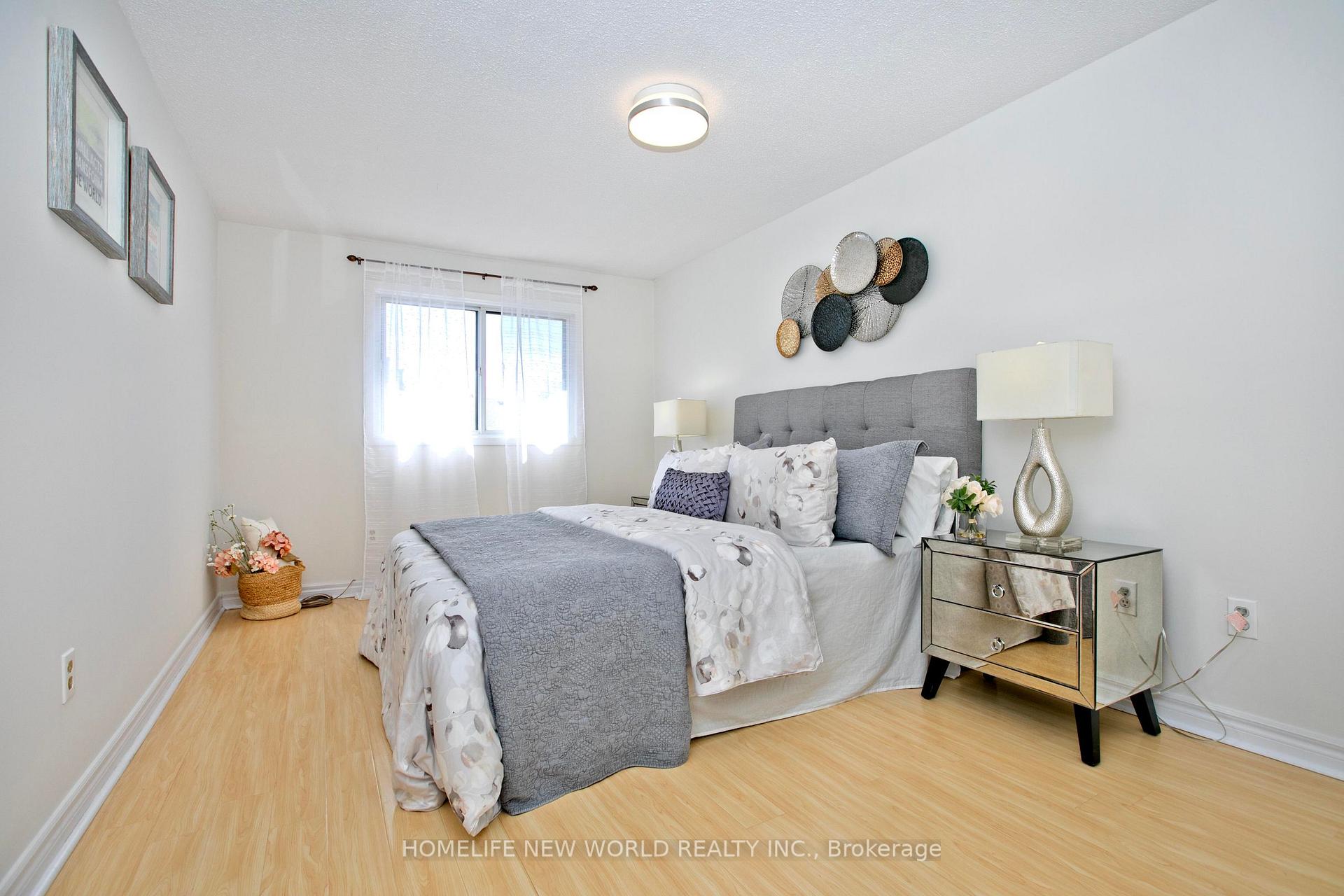 4 Bedrooms Condo at 24 Fundy Bay,  Toronto For sale