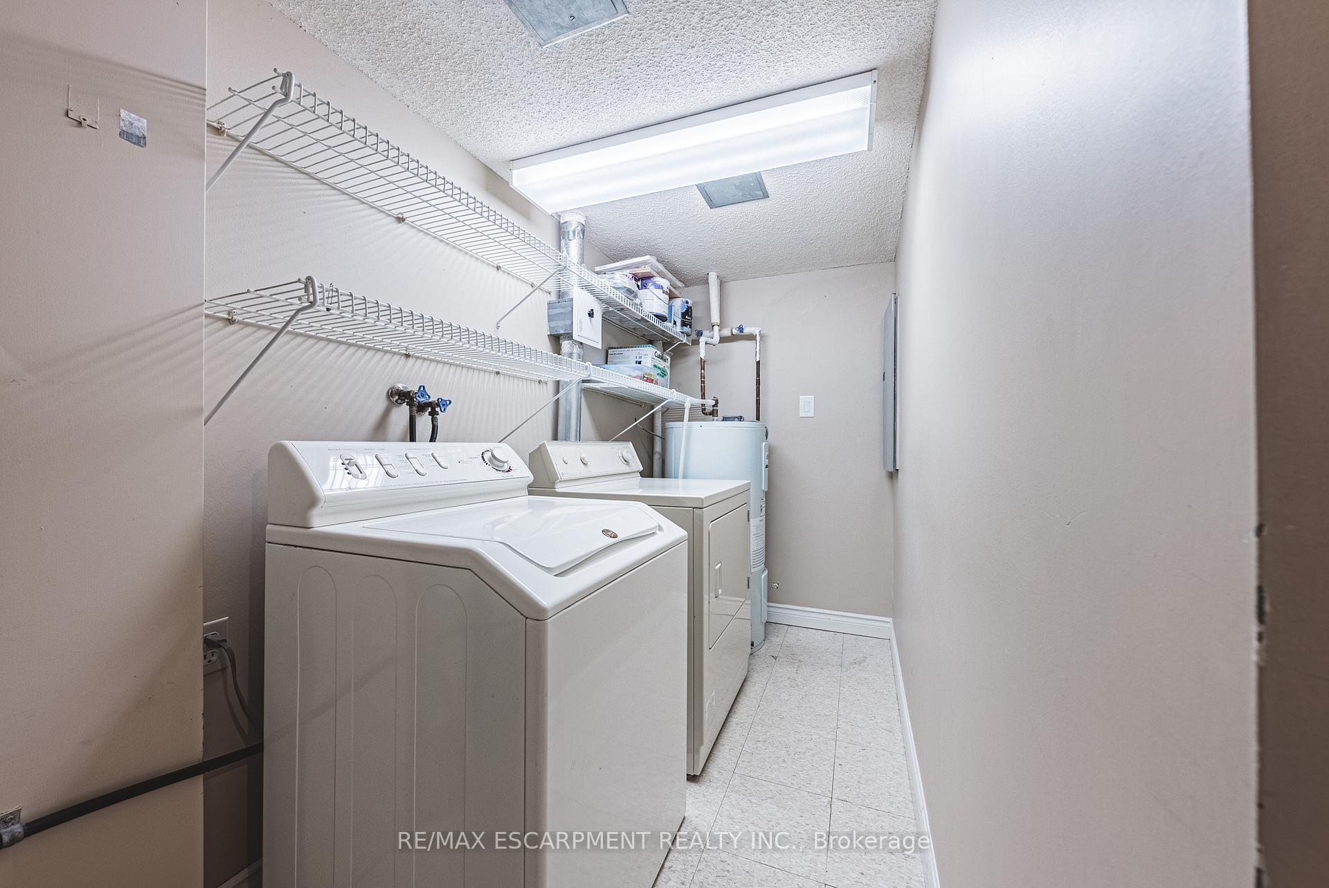 3 Bedrooms Condo at 150 WILSON, Hamilton For sale
