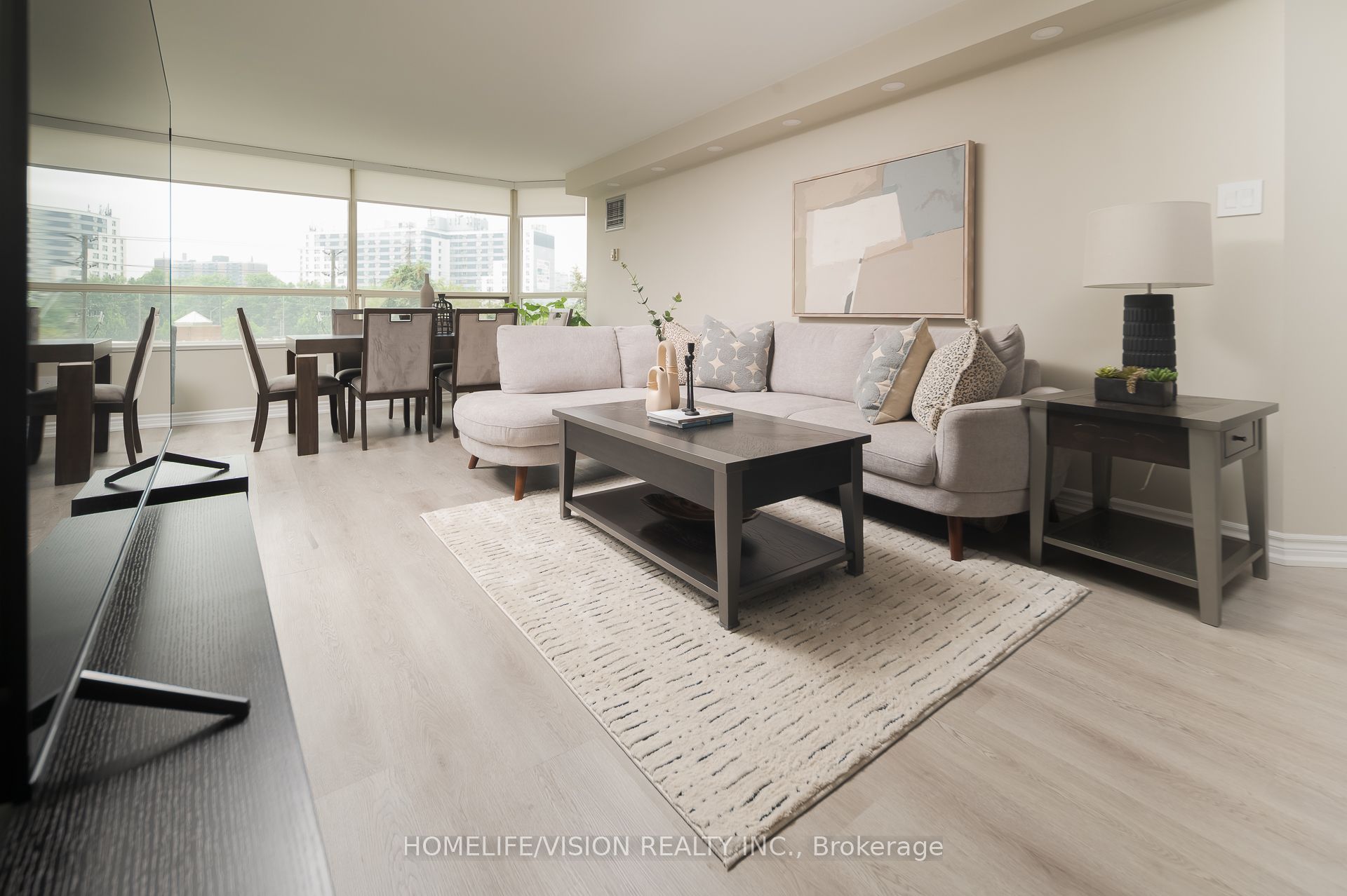 7 Townsgate Drive, #413
