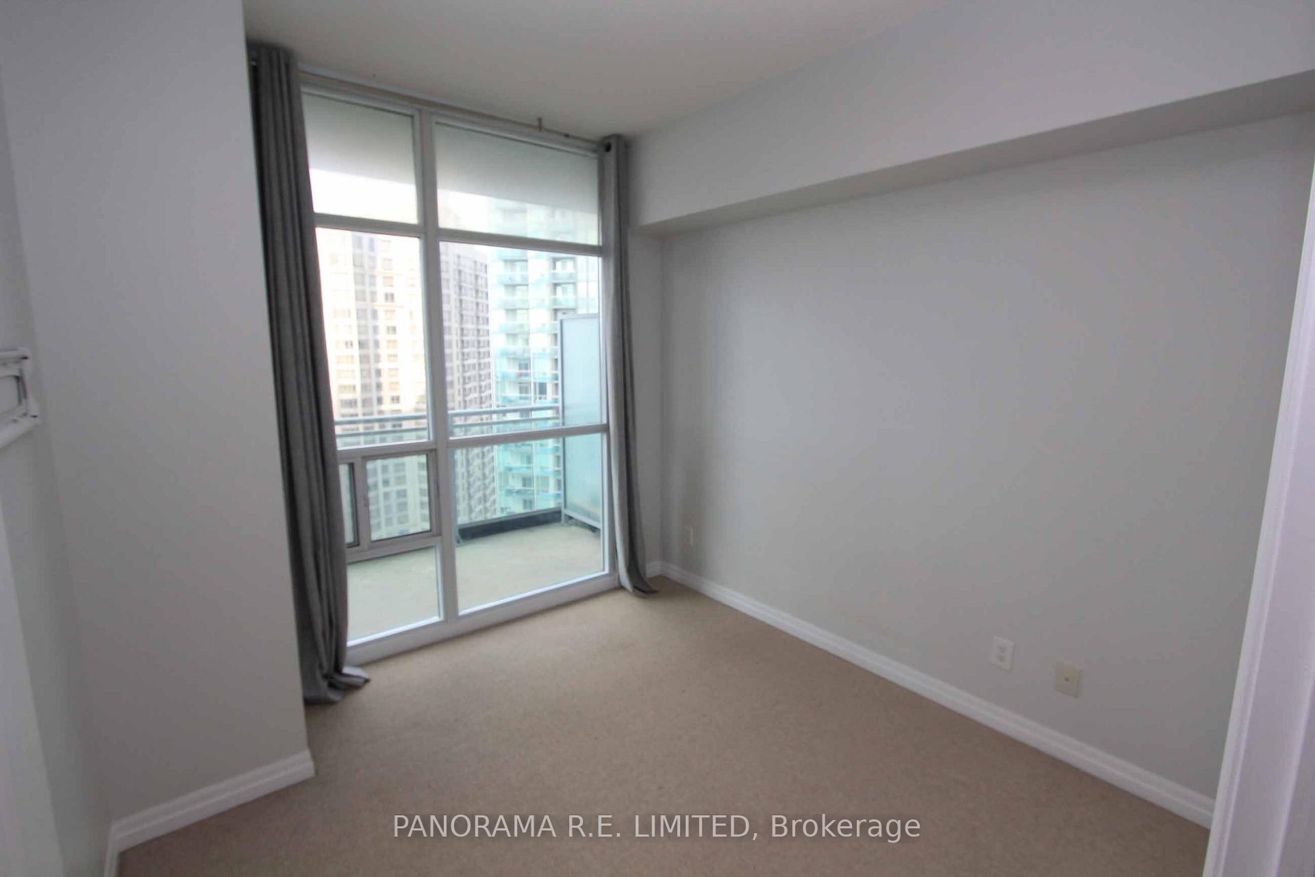 1 Bedroom Condo at 223 Webb, Mississauga For sale
