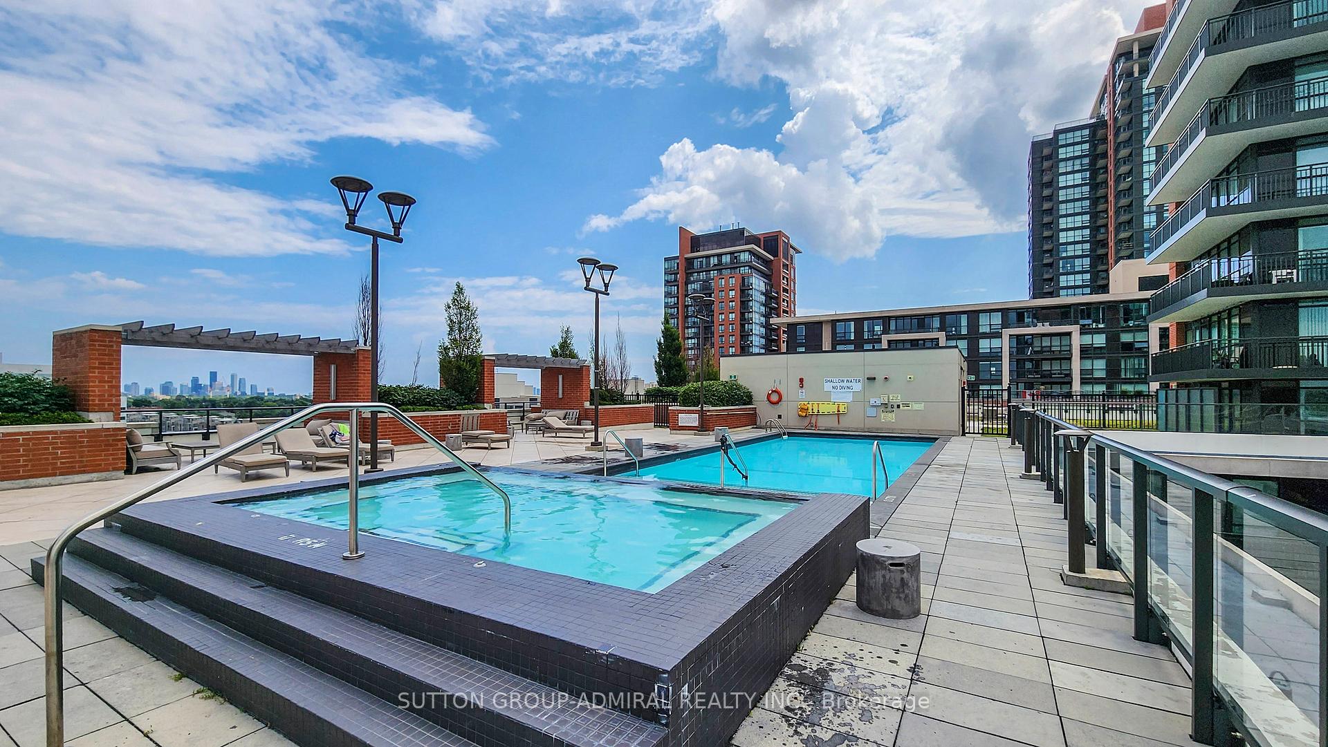 1 Bedroom Condo at 3091 Dufferin, Toronto For sale