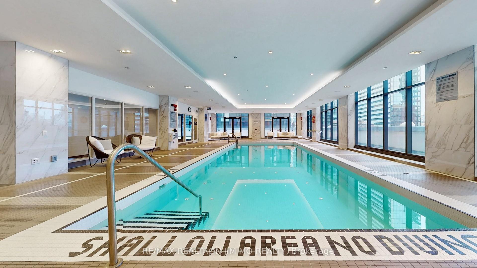 1 Bedroom Condo at 125 Blue Jays,  Toronto For sale