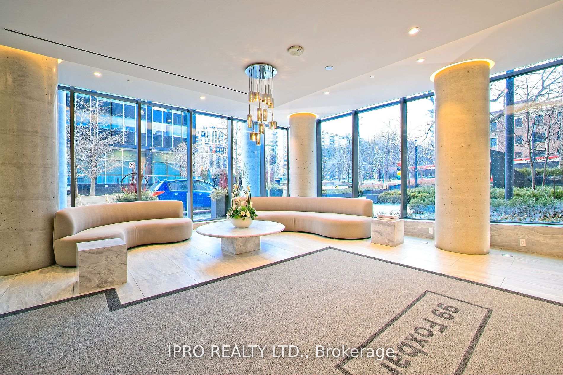 1 Bedroom Condo at 99 Foxbar, Toronto For sale
