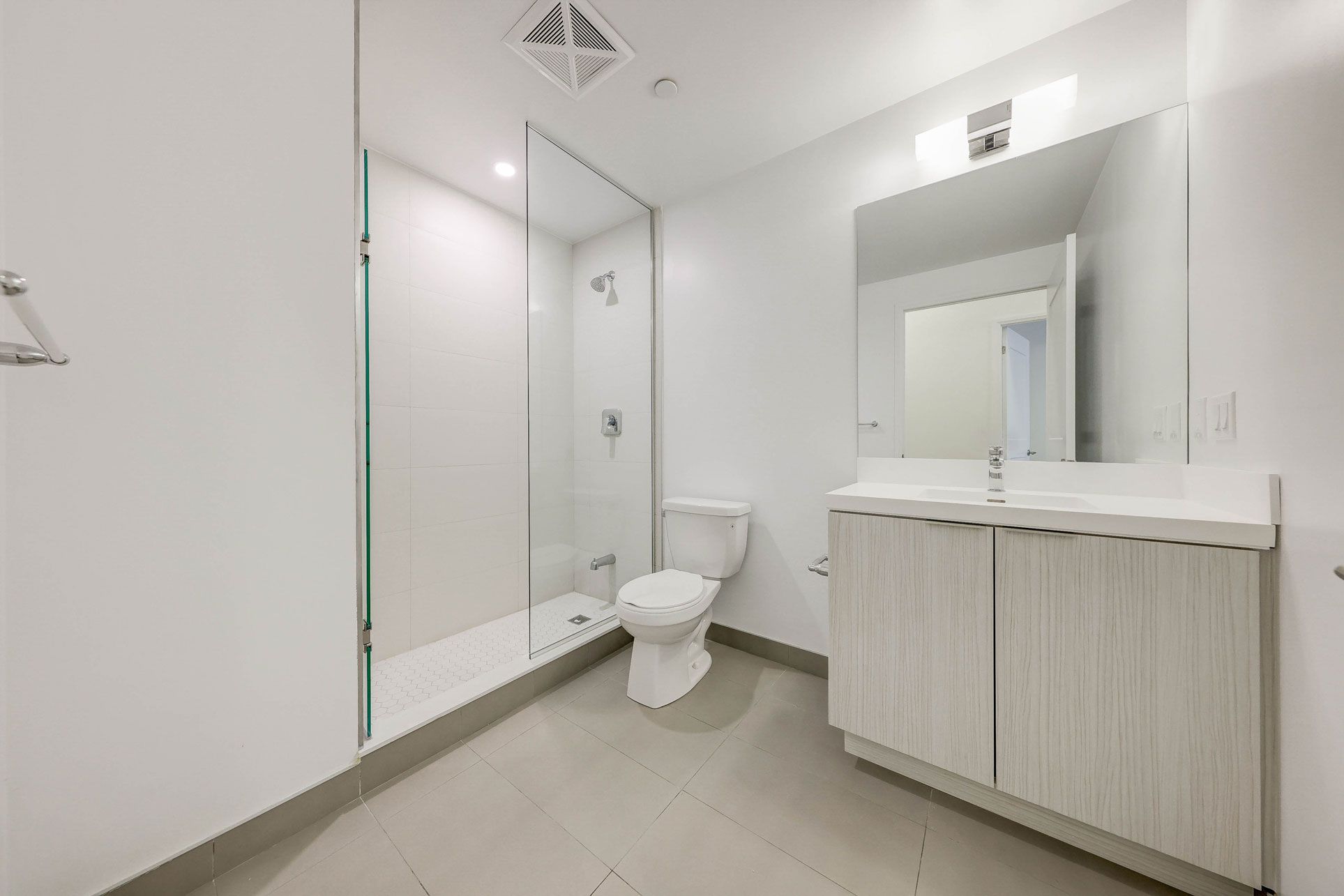 50 Dunfield Avenue 316