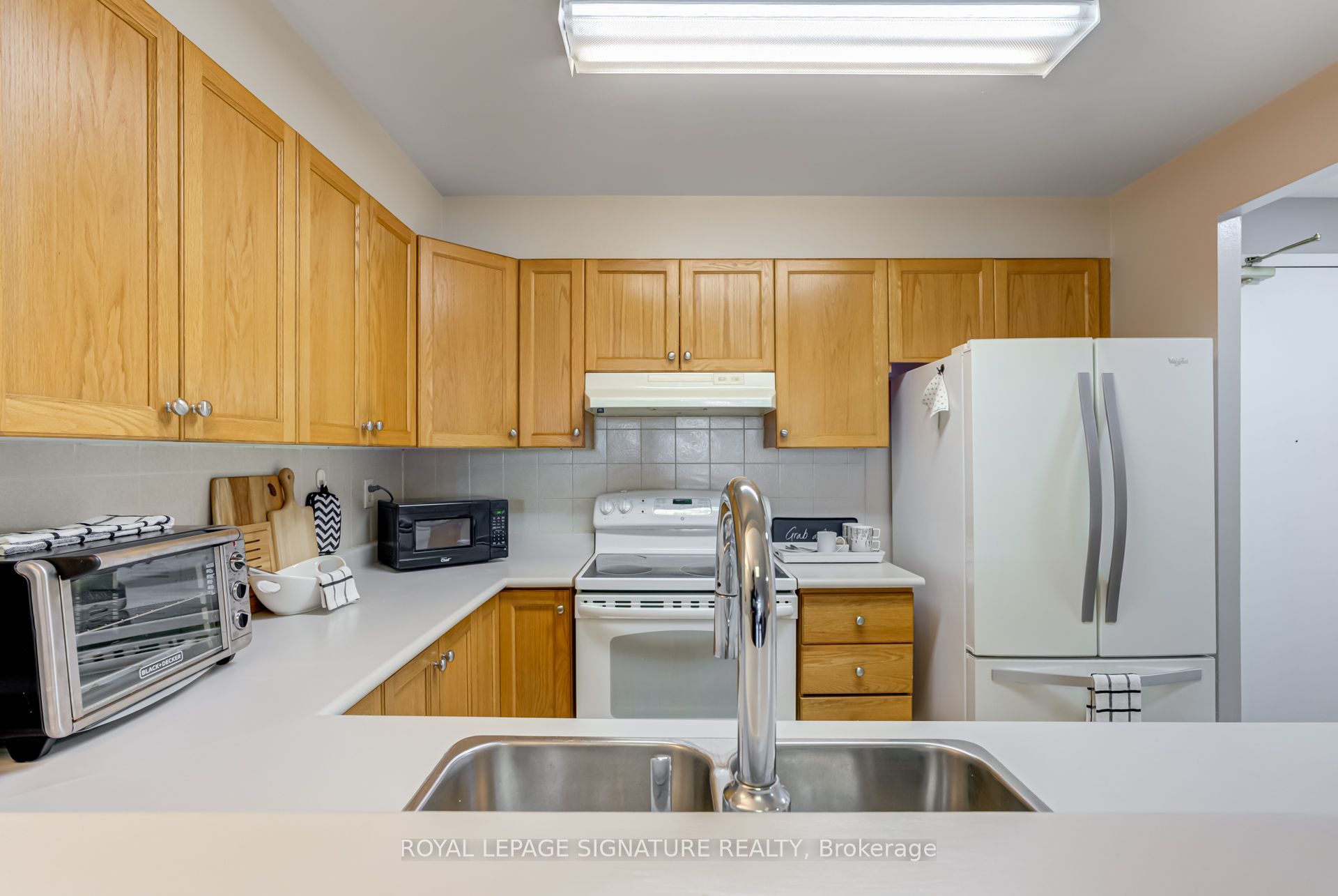 400 McLevin Avenue, #102