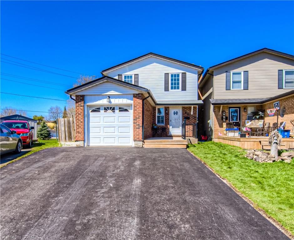 83 DANVILLE Avenue Halton Hills Ontario L7J 2W2