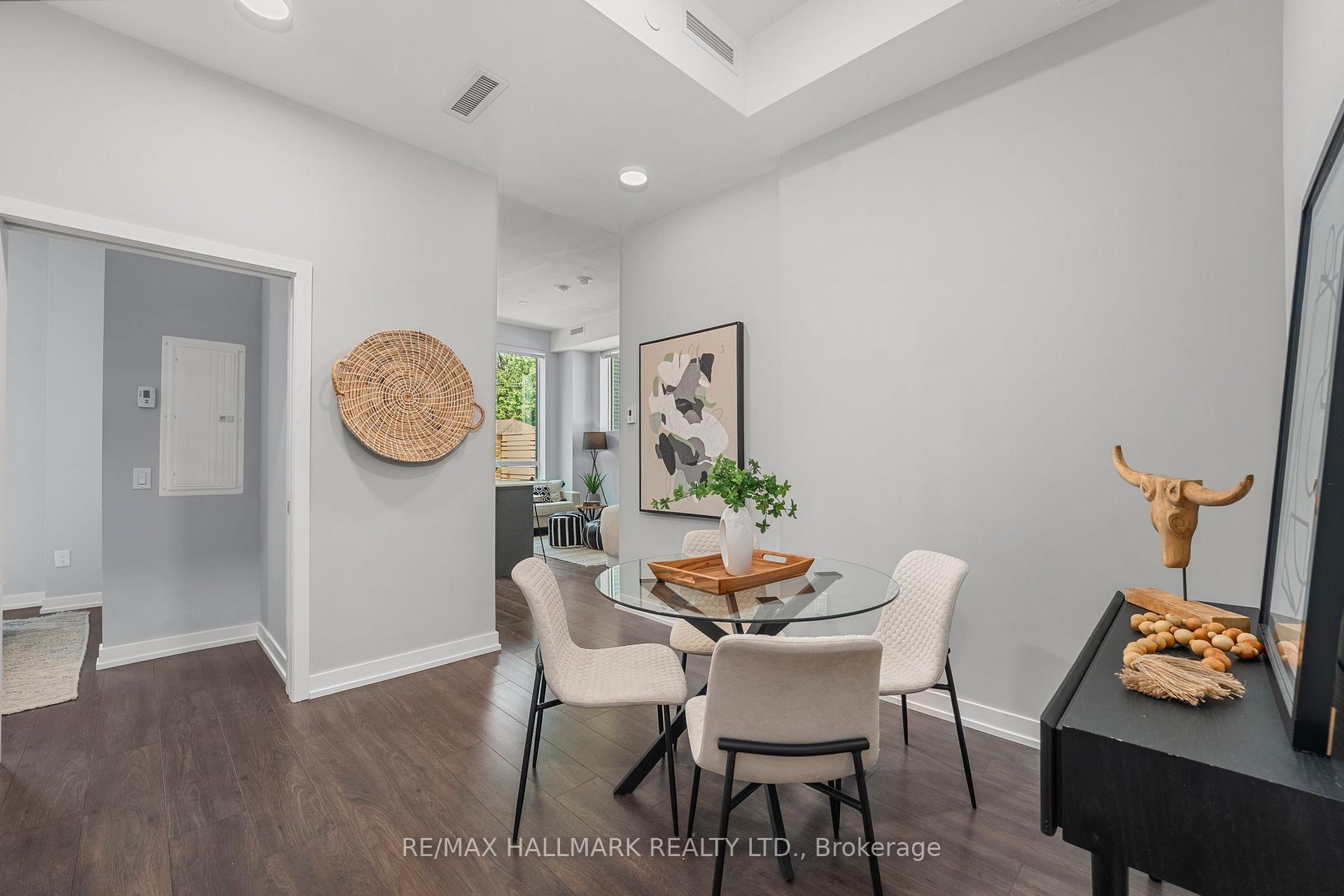 2 Bedrooms Condo at 150 Logan, Toronto For sale