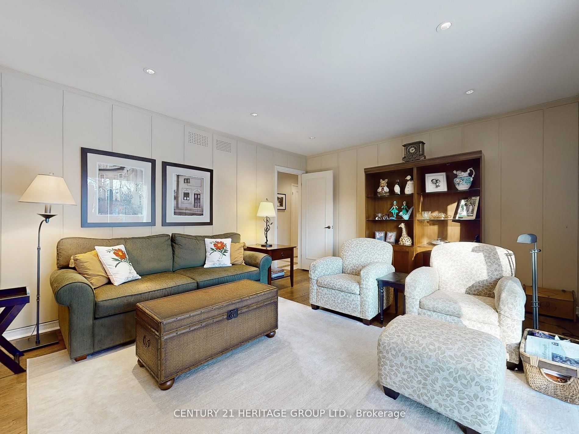 35 Forest Park Crescent