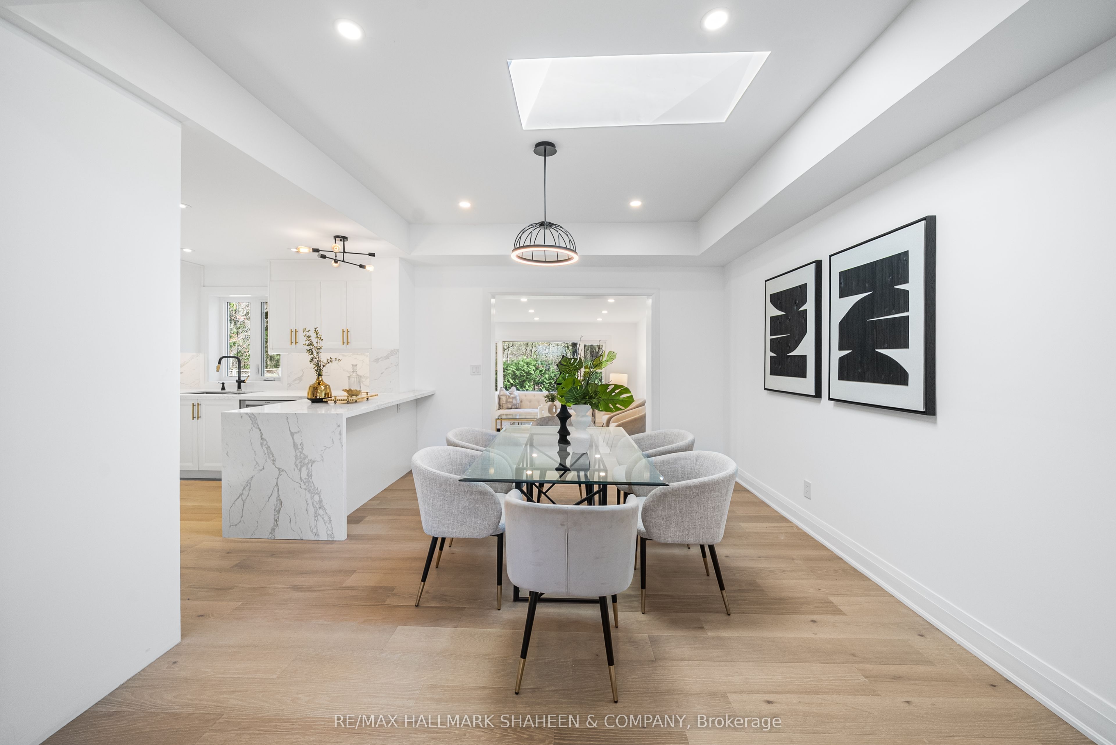 27 Christine Crescent, Toronto, ON M2R 1A4