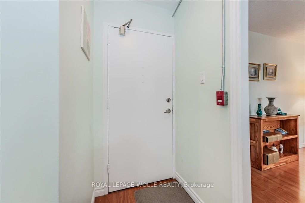 1100 Courtland Avenue E, #208