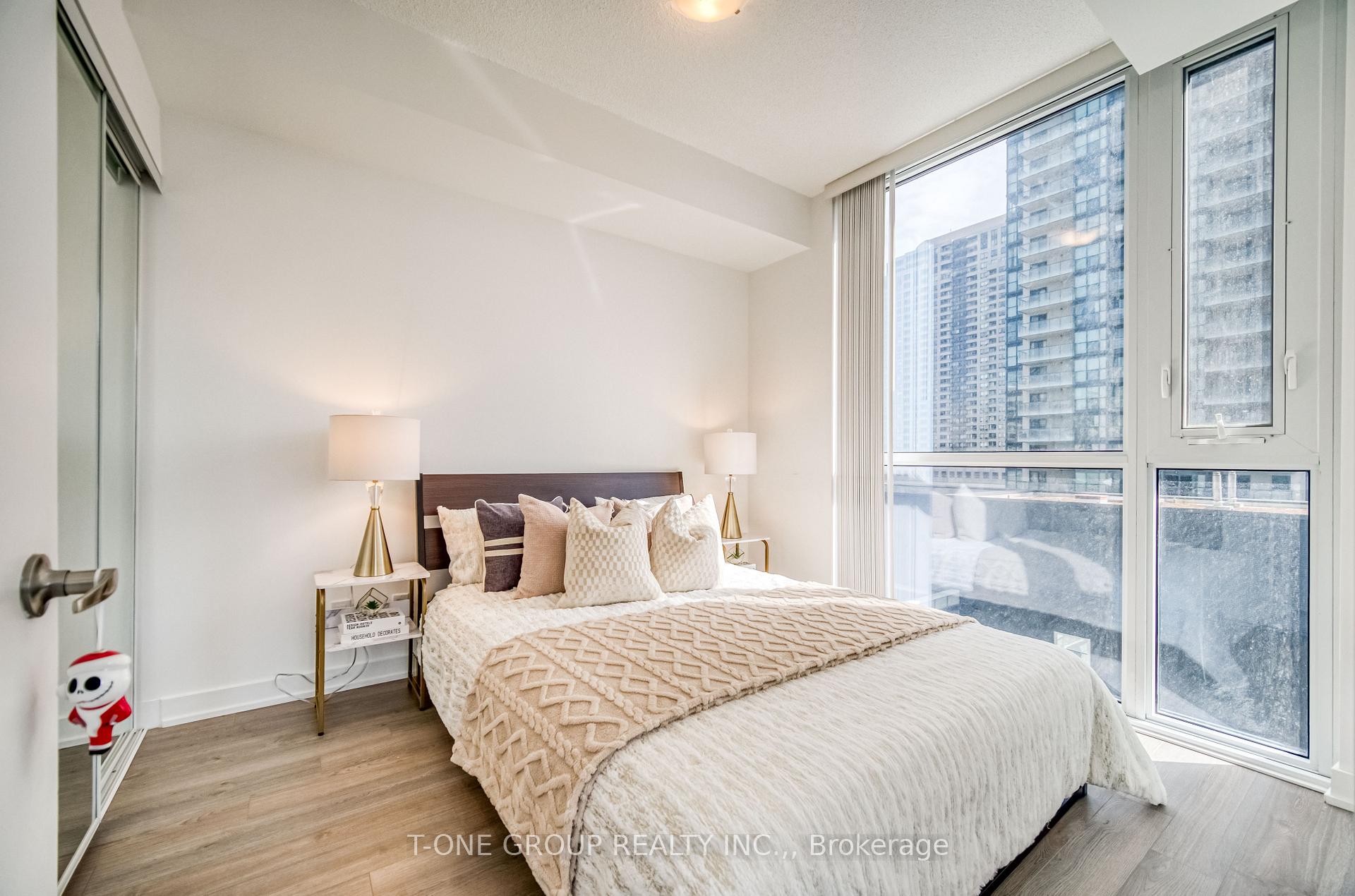 2 Bedrooms Condo at 5180 Yonge, Toronto For sale