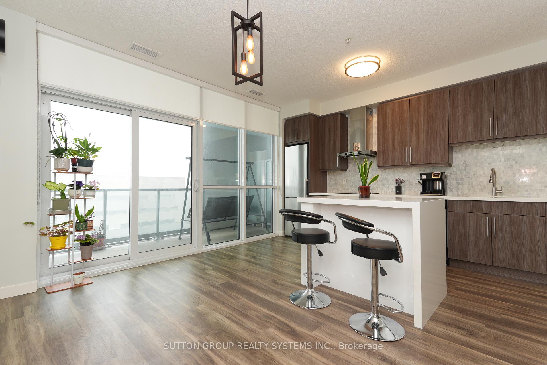 1 Bedroom Condo at 2087 Fairview, Burlington For sale