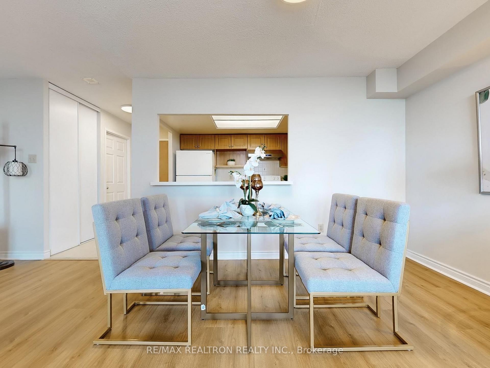 3 Bedrooms Condo at 88 Alton Tower, Toronto For sale