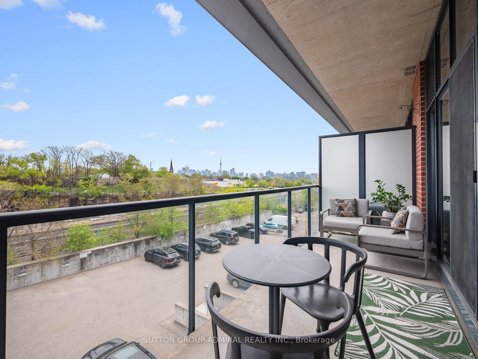 1 Bedroom Condo at 369 Sorauren, Toronto For sale