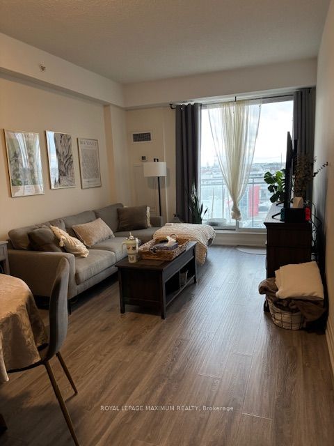 12 Woodstream Boulevard, #503