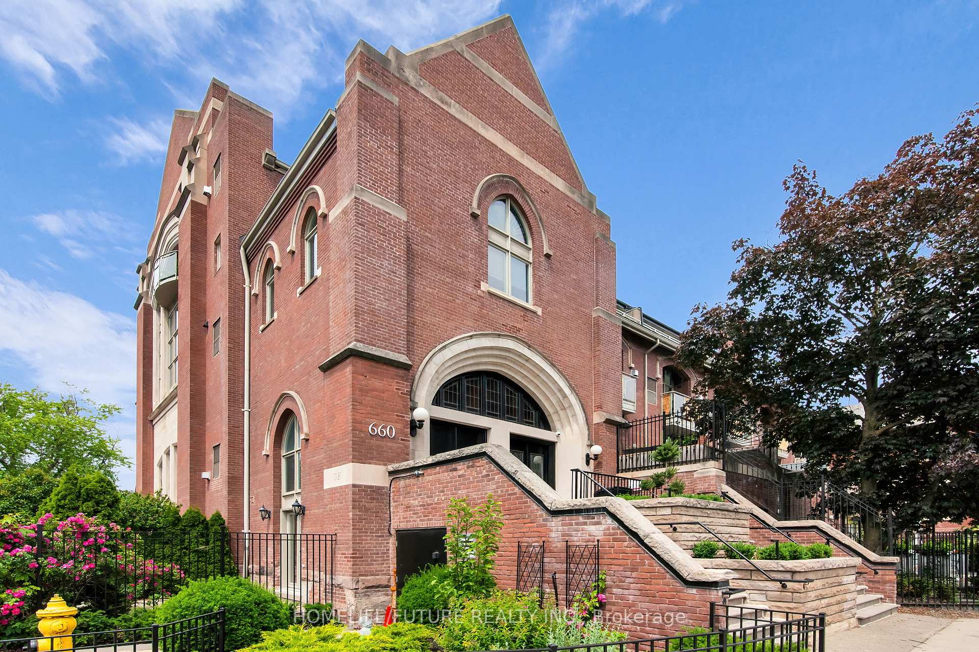 2 Bedrooms Condo at 660 Pape, Toronto For sale