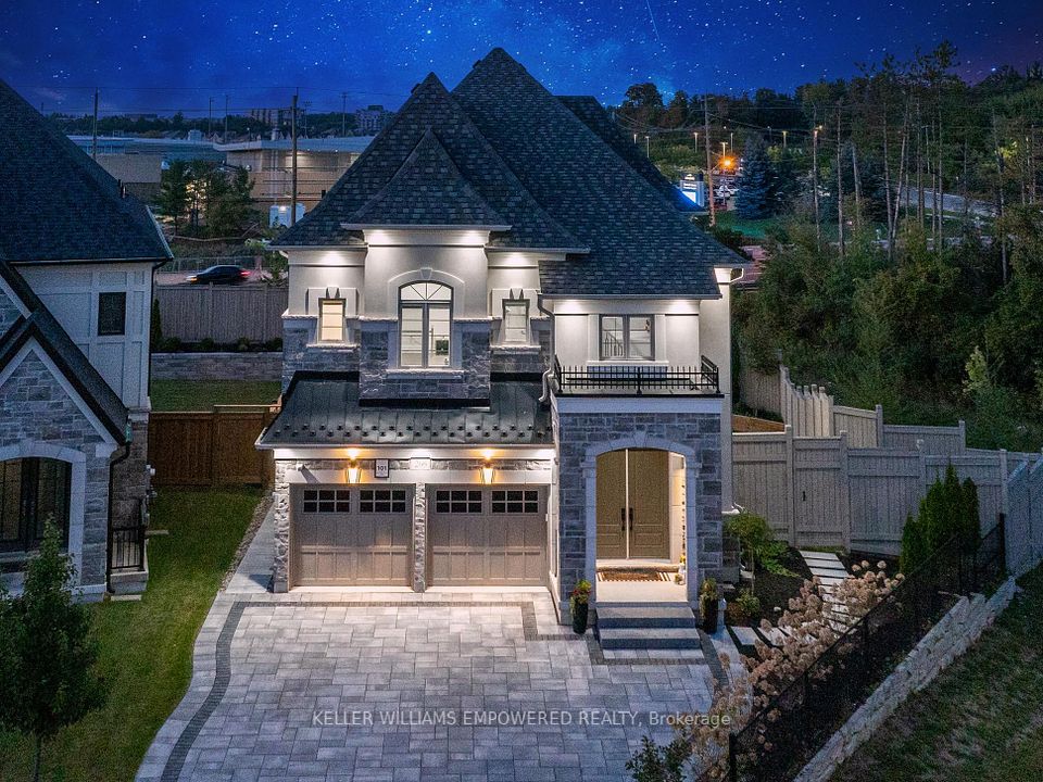 266 Touch Gold Crescent, Aurora, ON L4G 3X5