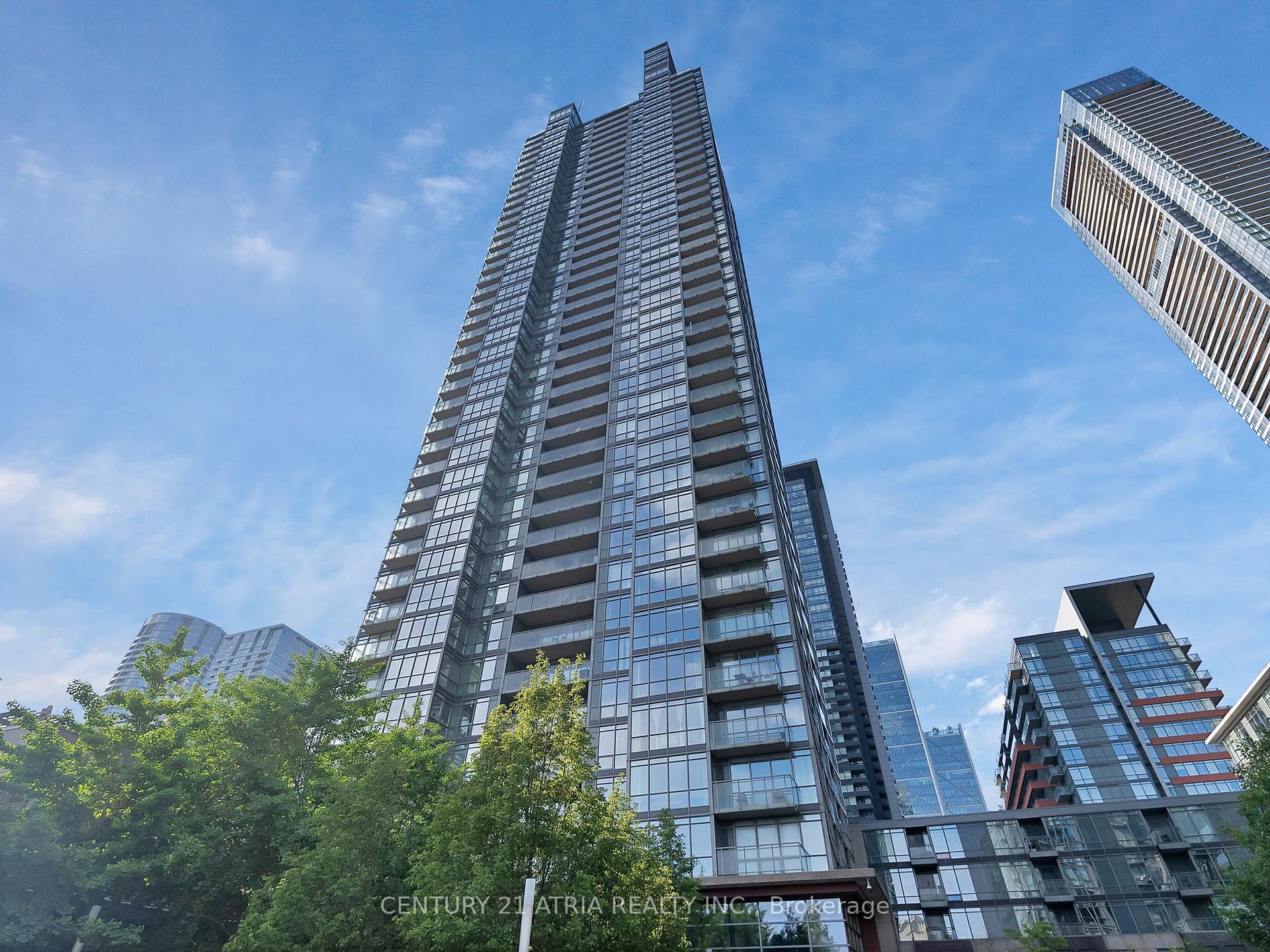 1 Bedroom Condo at 15 Fort York, Toronto For sale
