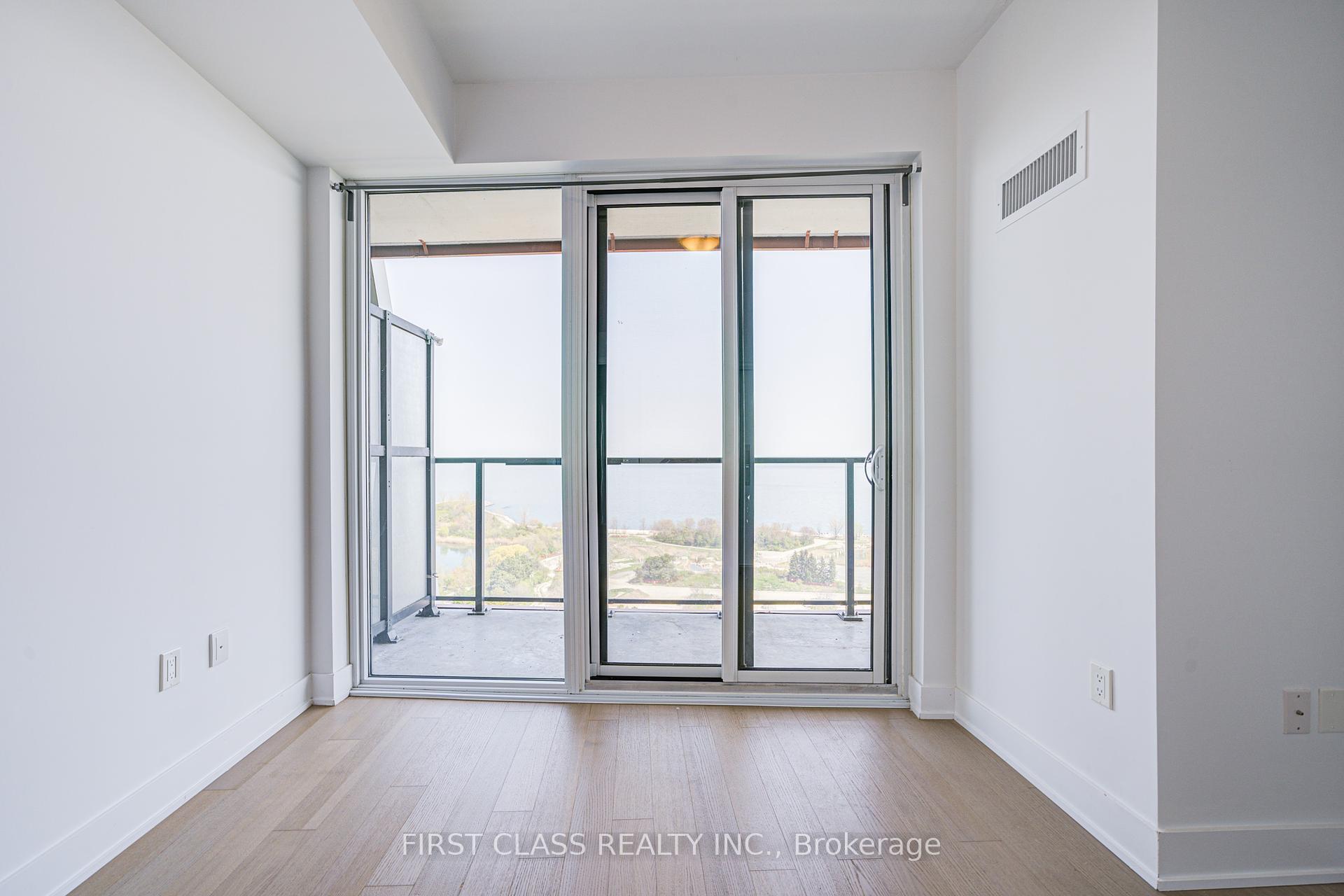 2 Bedrooms Condo at 20 Shore Breeze, Toronto For sale