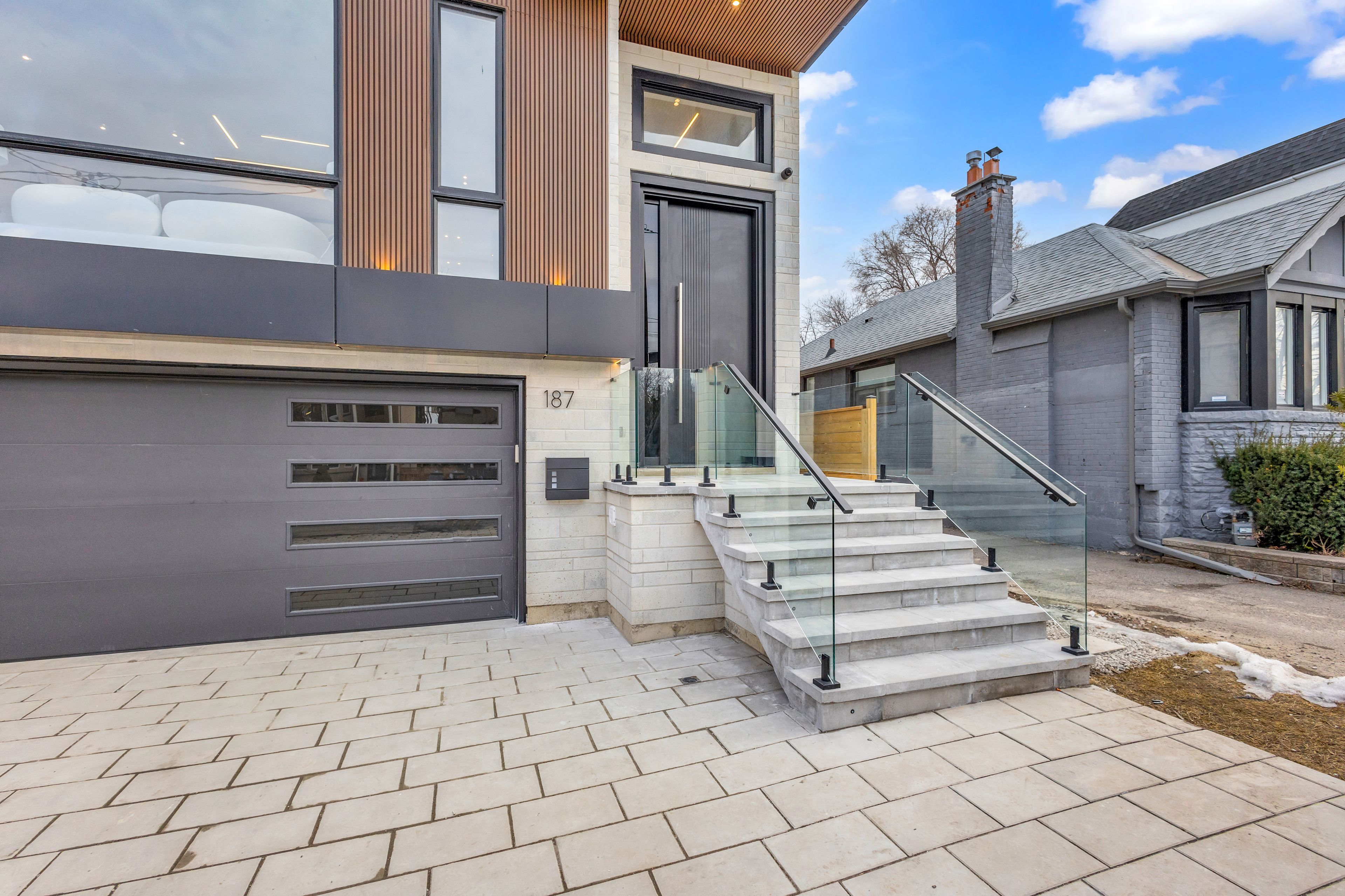 187 Roe Avenue
