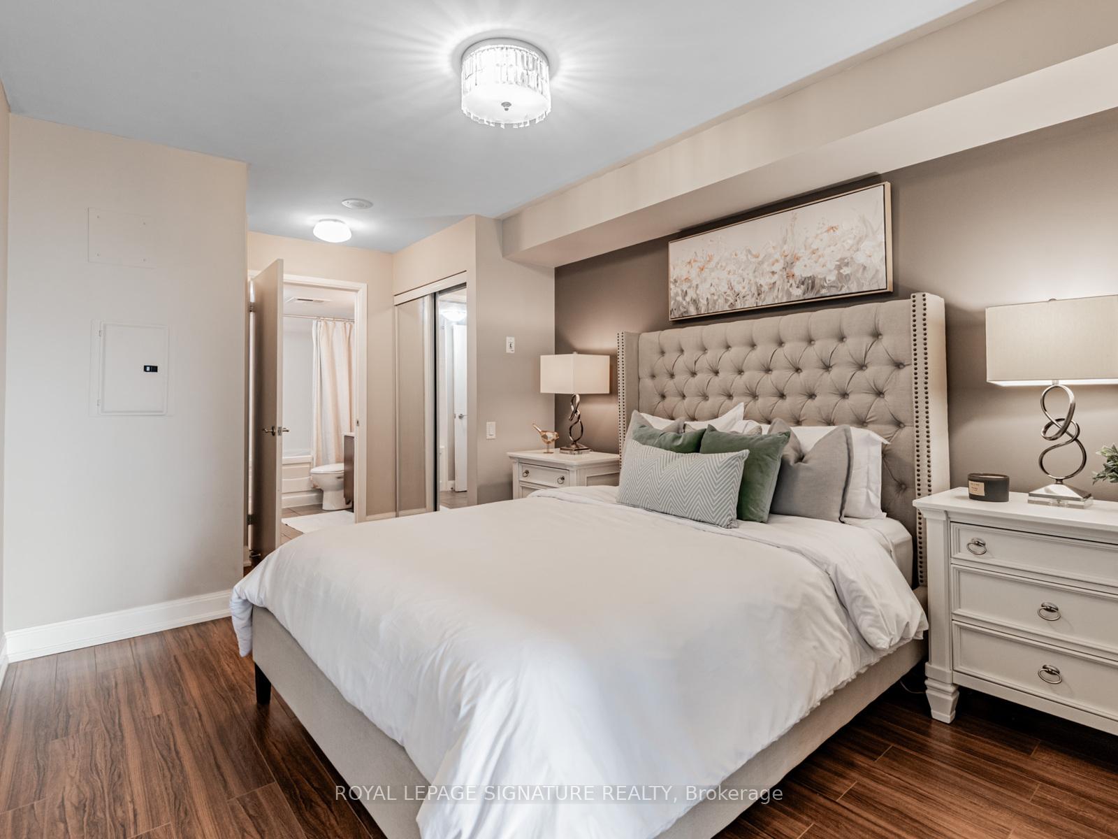 2 Bedrooms Condo at 2191 Yonge, Toronto For sale