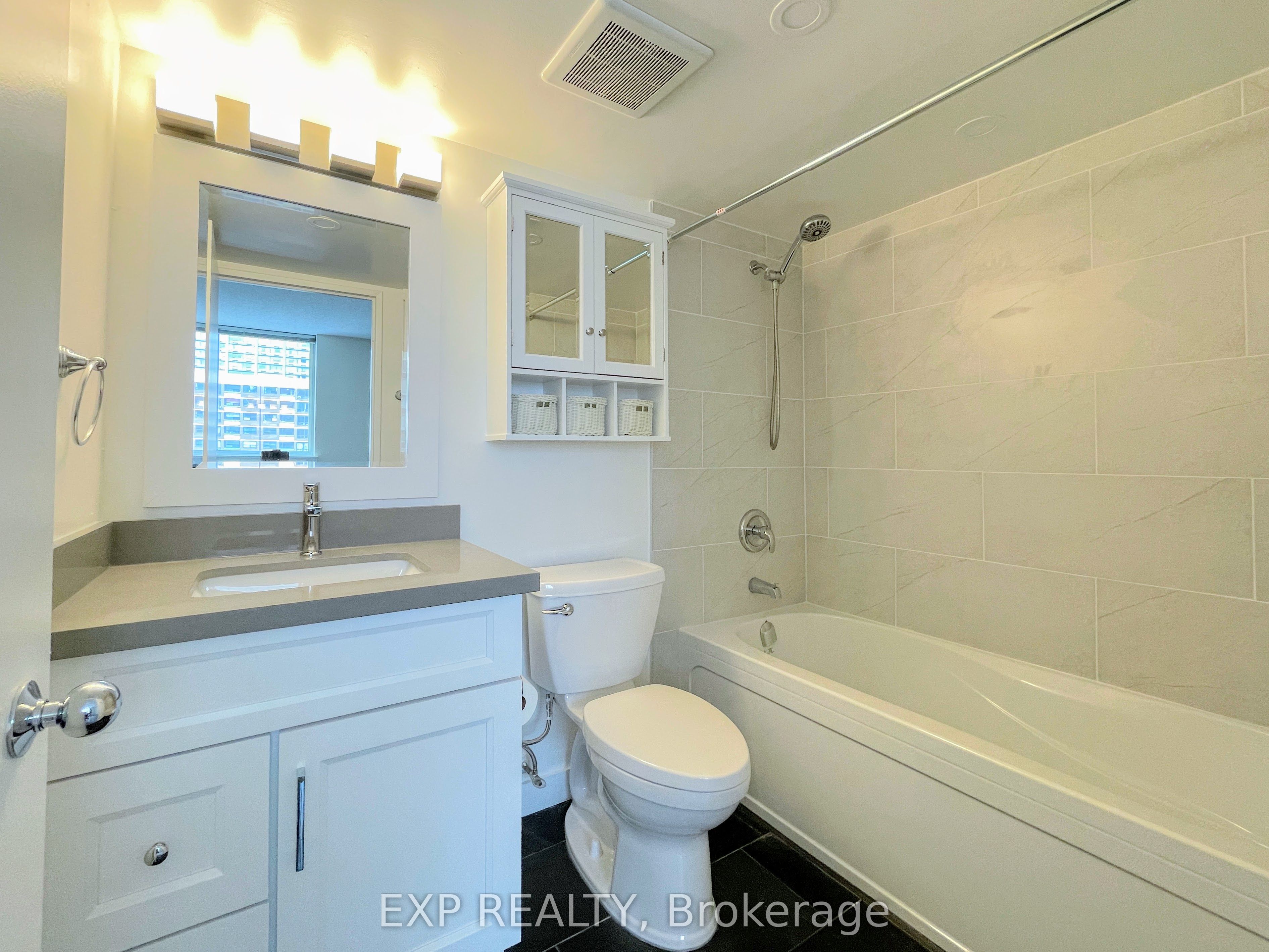 1055 Bay Street, #1802