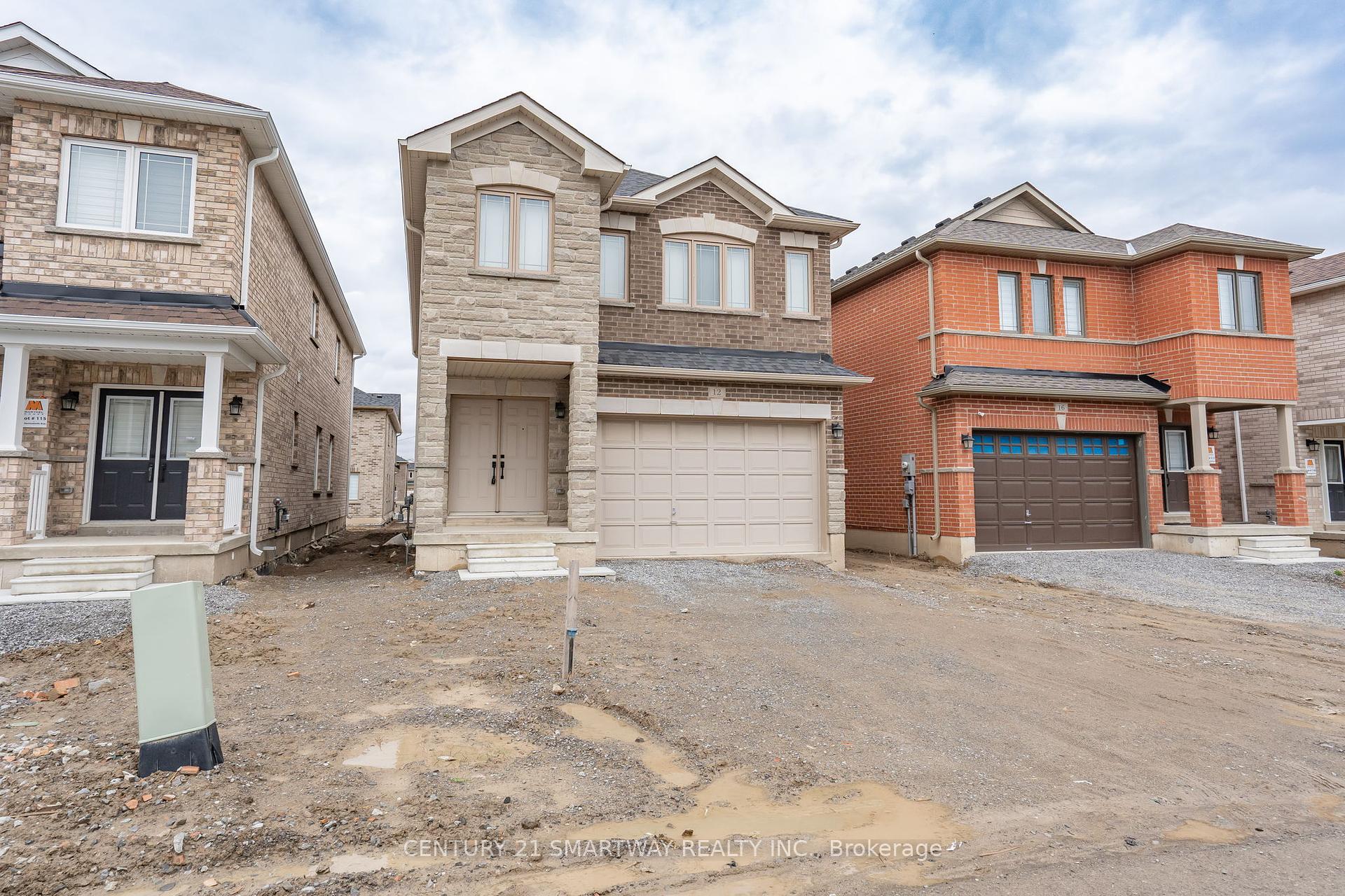 12 Huntsworth Avenue, Thorold, ON L2V 5G7