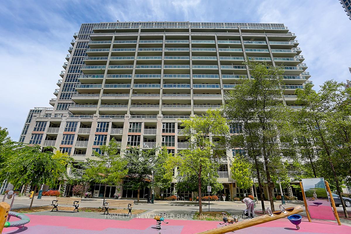 2 Bedrooms Condo at 35 Bastion,  Toronto For sale