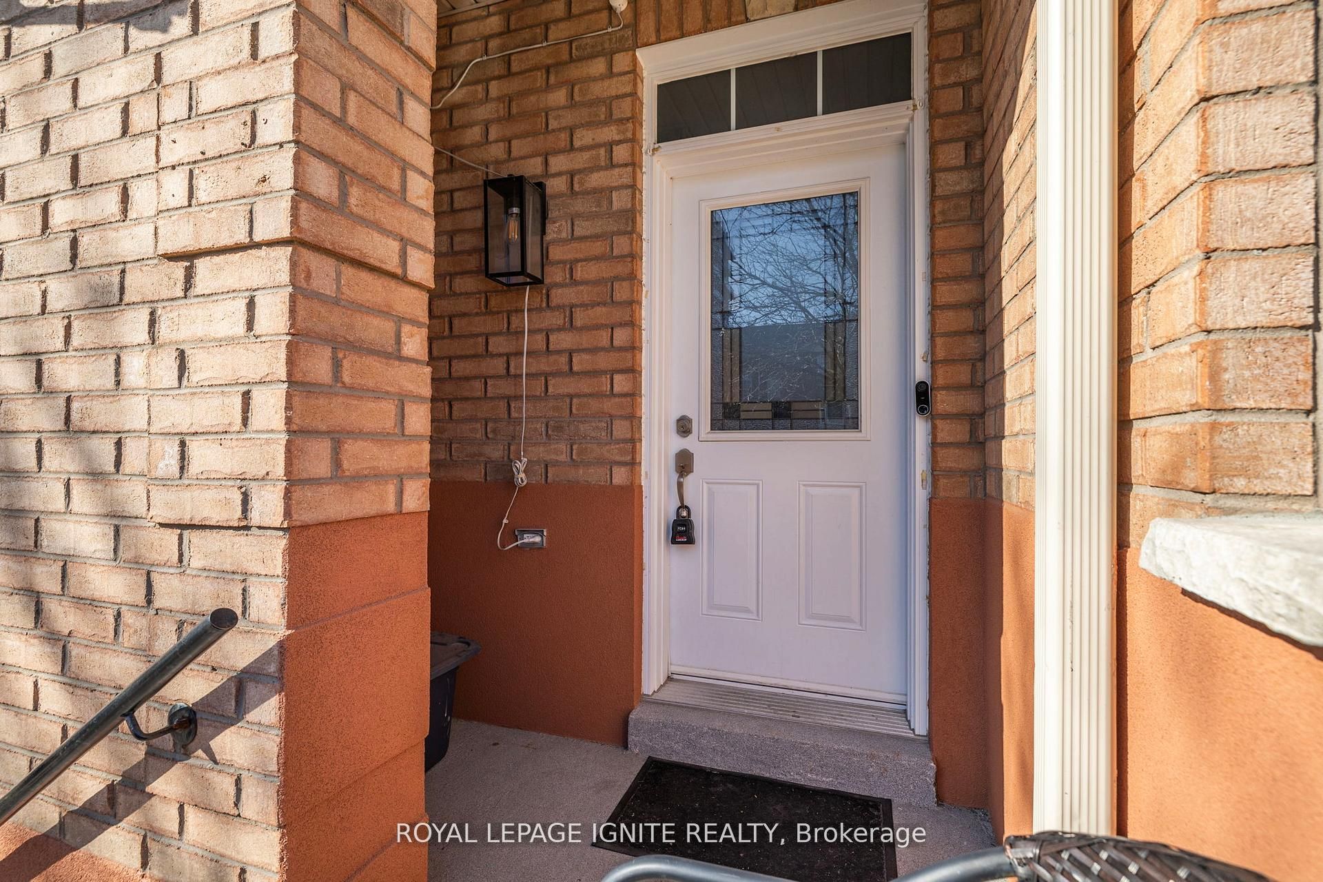 12 Eli Shackleton Court