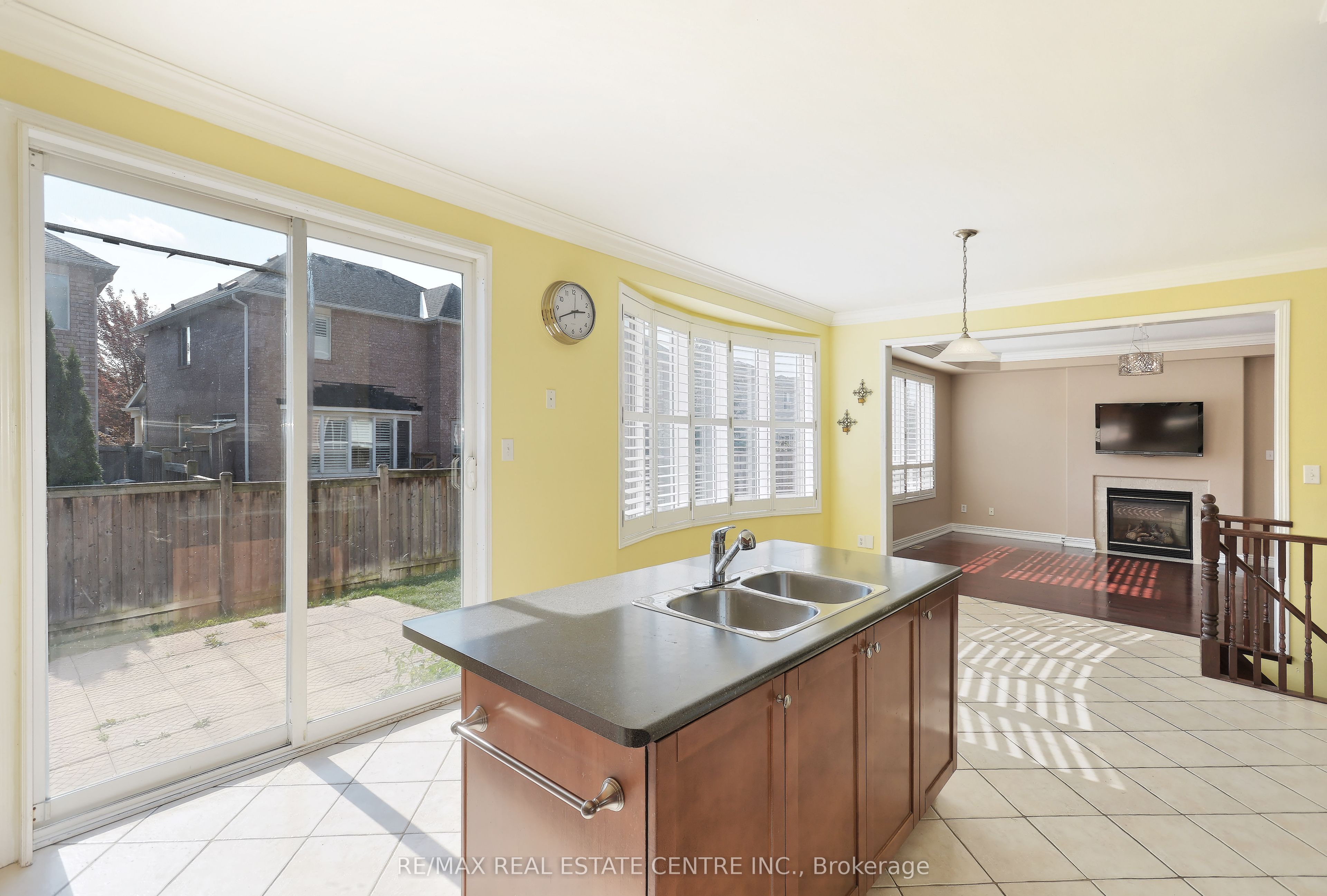 1399 Marshall Crescent