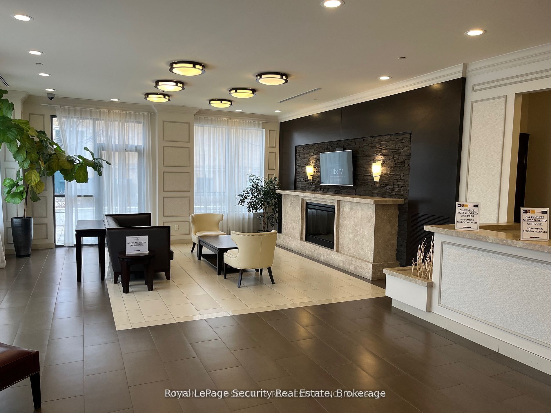 35 Saranac Boulevard, #PH4