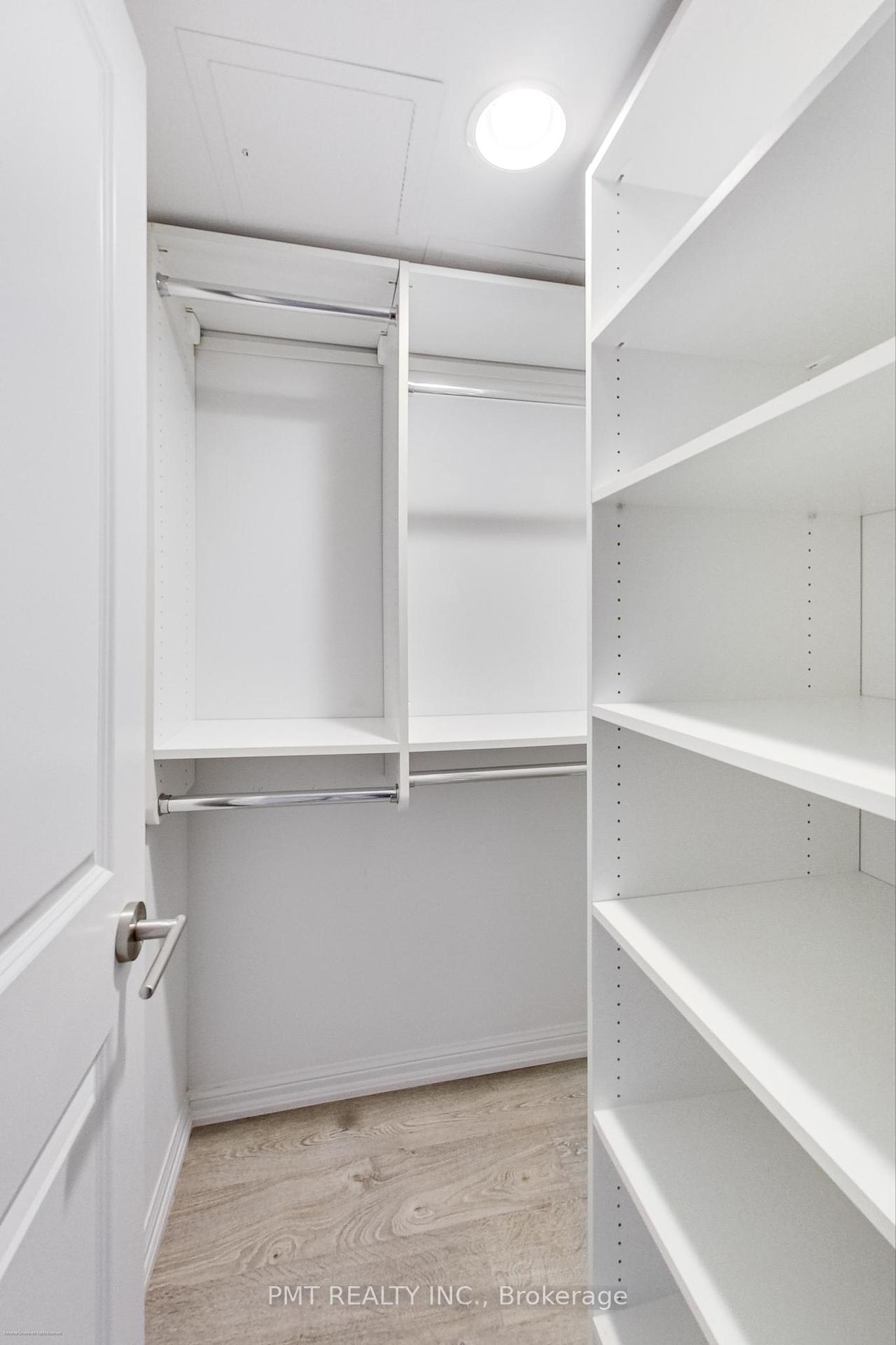 2 Bedrooms Condo at 125 Western Battery, Toronto For sale