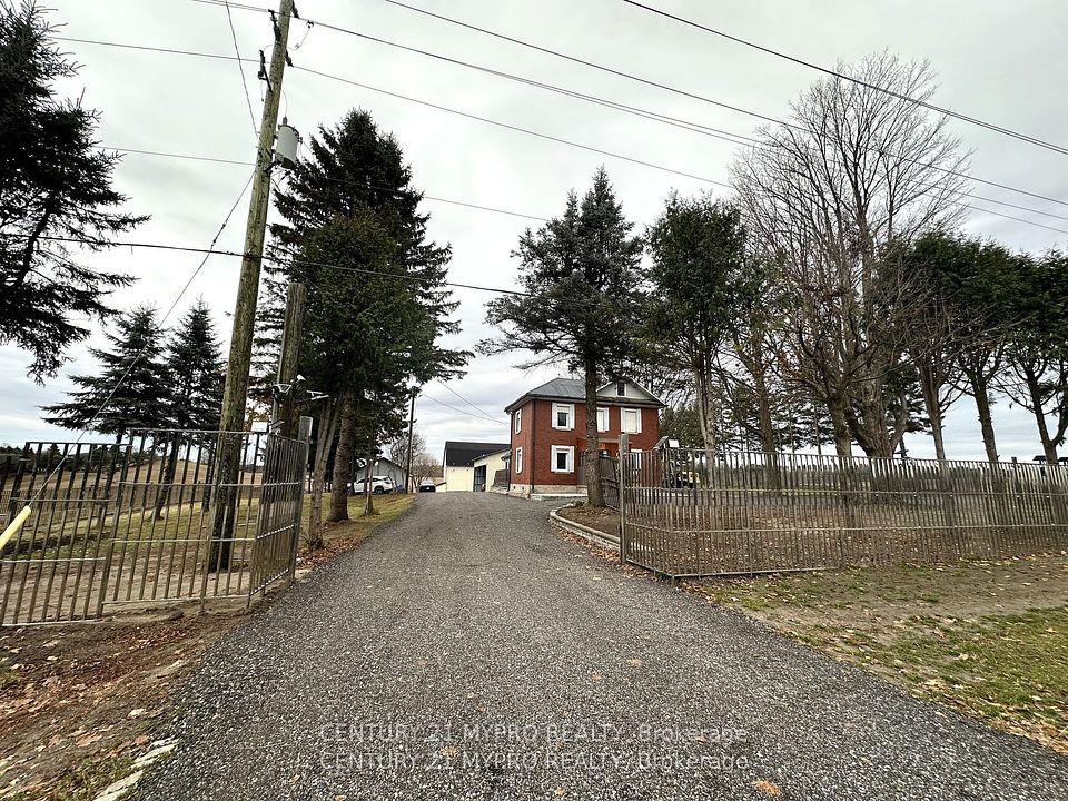 215 Durham Regional Rd 8