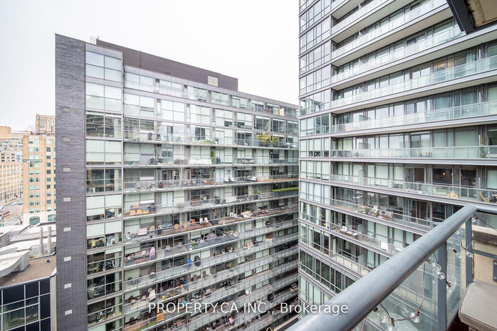 2 Bedrooms Condo at 438 King, Toronto For sale