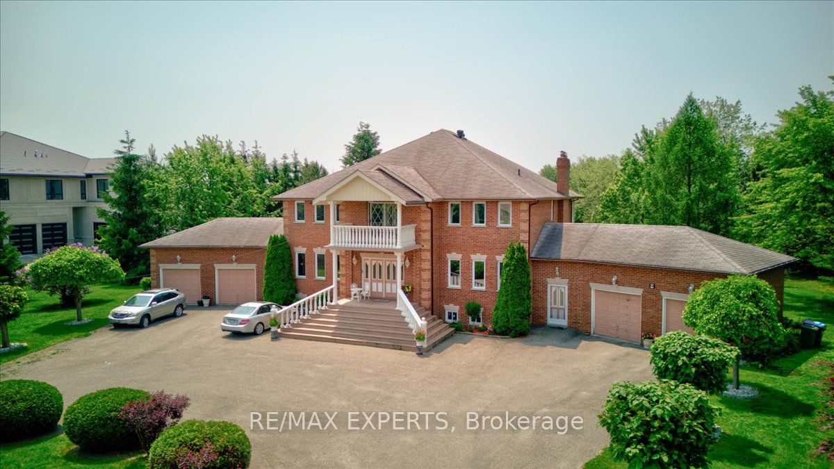 9 Cynthia Crescent